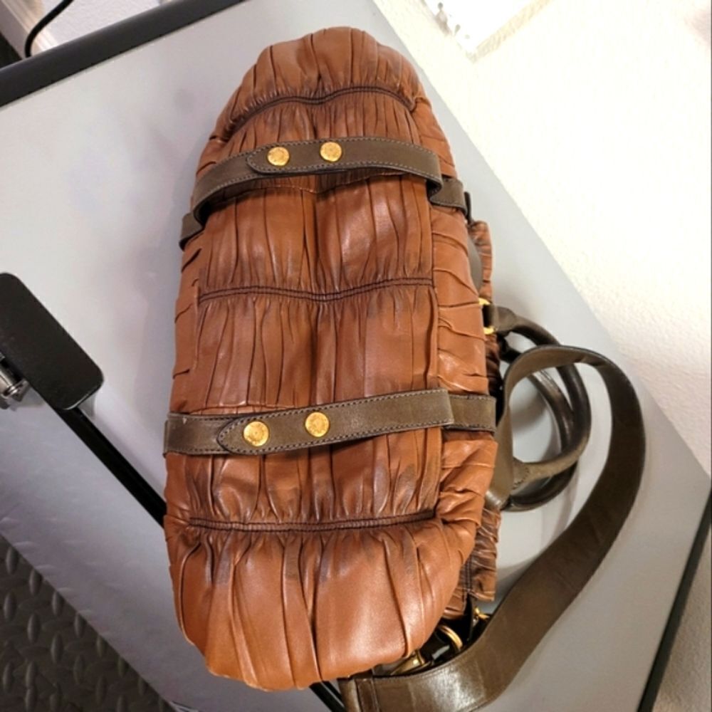 PRADA Tessuto Nappa Gaufre Messenger Bag - Picture 2 of 10